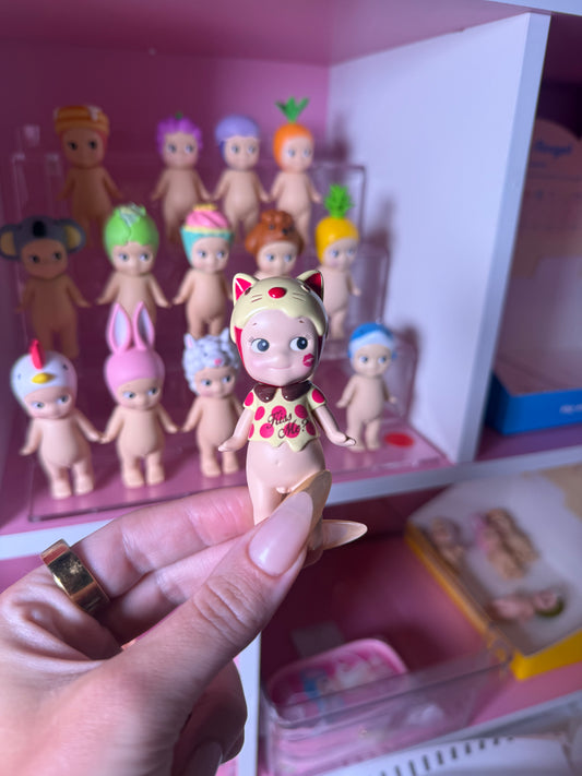 sonny angel opened 2020 Valentine chocolate cat